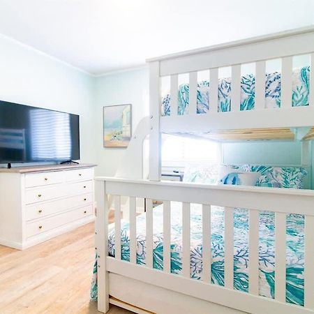 Beach Harbour 16 @ The Carolina Beach Boardwalk - Full Remodel! Экстерьер фото
