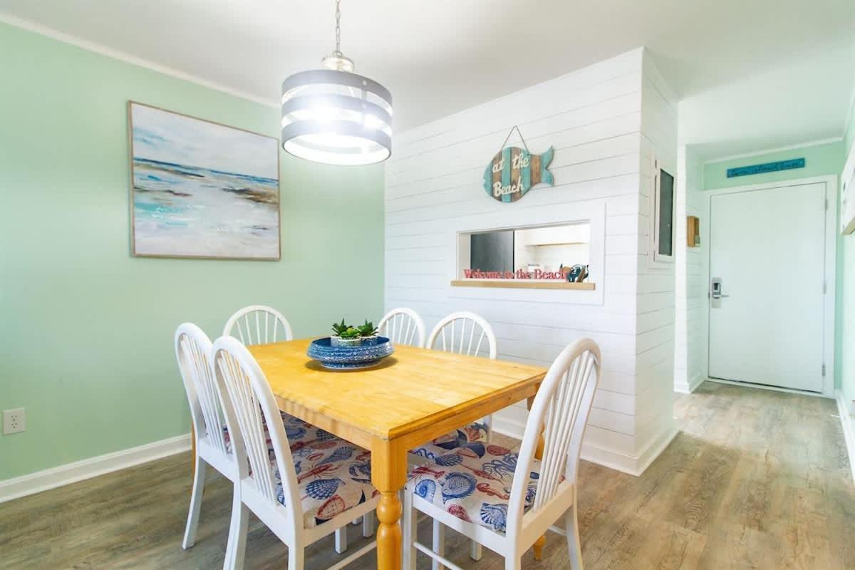 Beach Harbour 16 @ The Carolina Beach Boardwalk - Full Remodel! Экстерьер фото