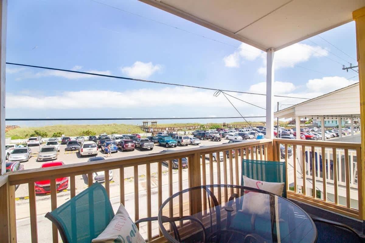 Beach Harbour 16 @ The Carolina Beach Boardwalk - Full Remodel! Экстерьер фото